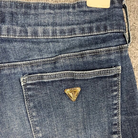 Vintage Guess Jeans Shorts 29 Womens Cut Off Distressed Medium Wash‎ Blue Denim - Picture 3 of 9